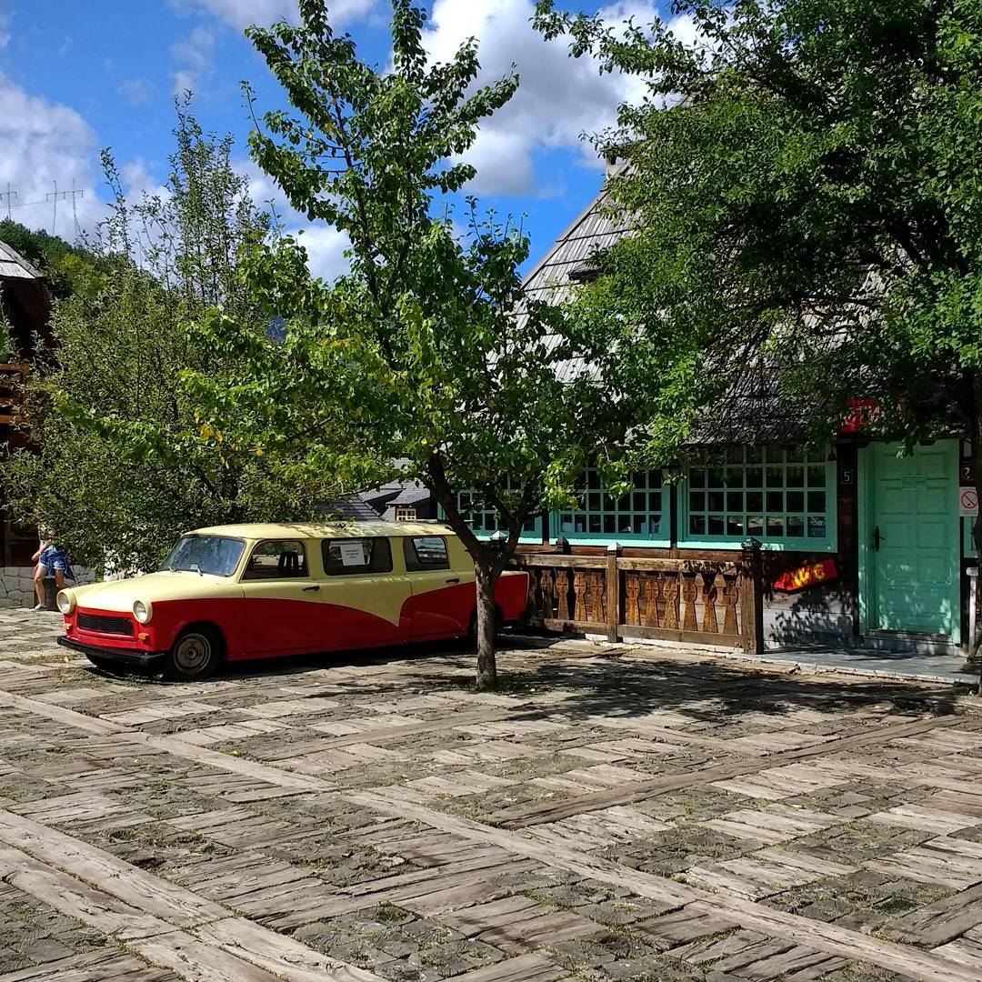 21435445_1906780262918699_1567878348275712000_n