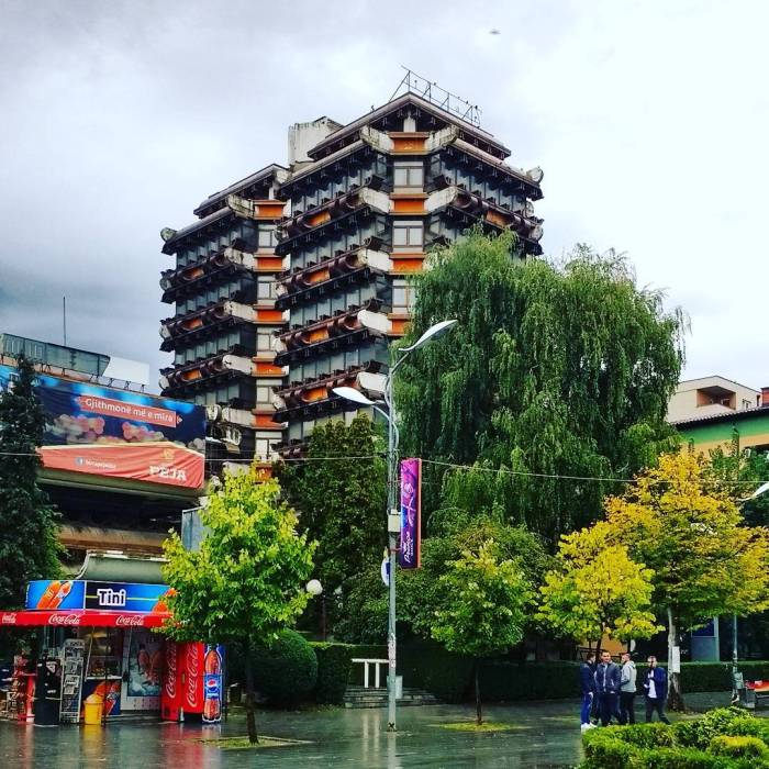 nicholas_peart_1983___BZeKOJbDWIP___