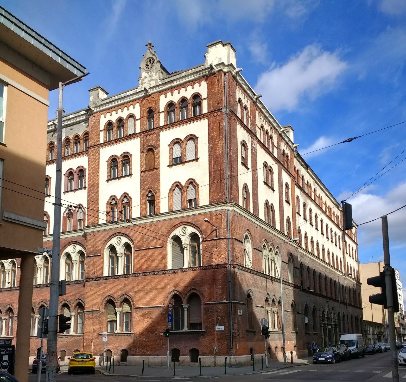 IMG_20181023_130425556_HDR-1560x2080